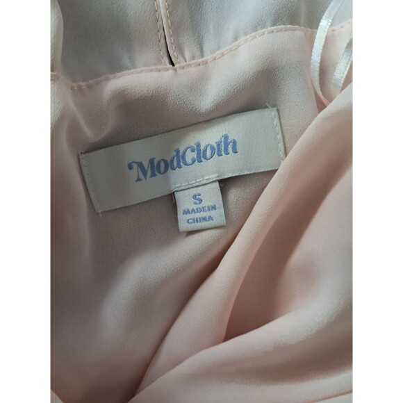 ModCloth Wrapped in Rapture Soft Pink Wrap Dress Maxi Chiffon Capelet Size S NWT - Picture 4 of 12